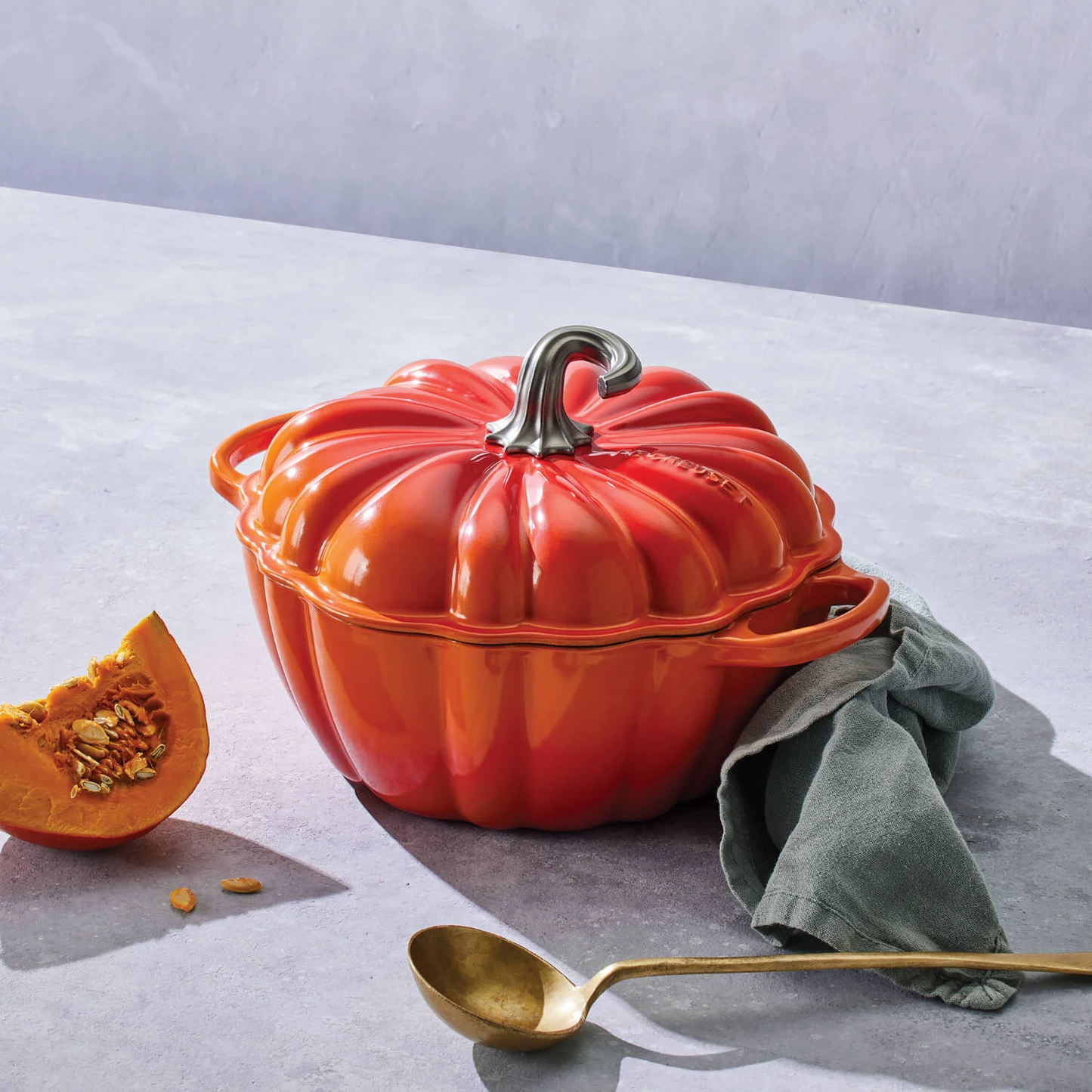 LE CREUSET PUMPKIN CASSEROLE VOLCANIC