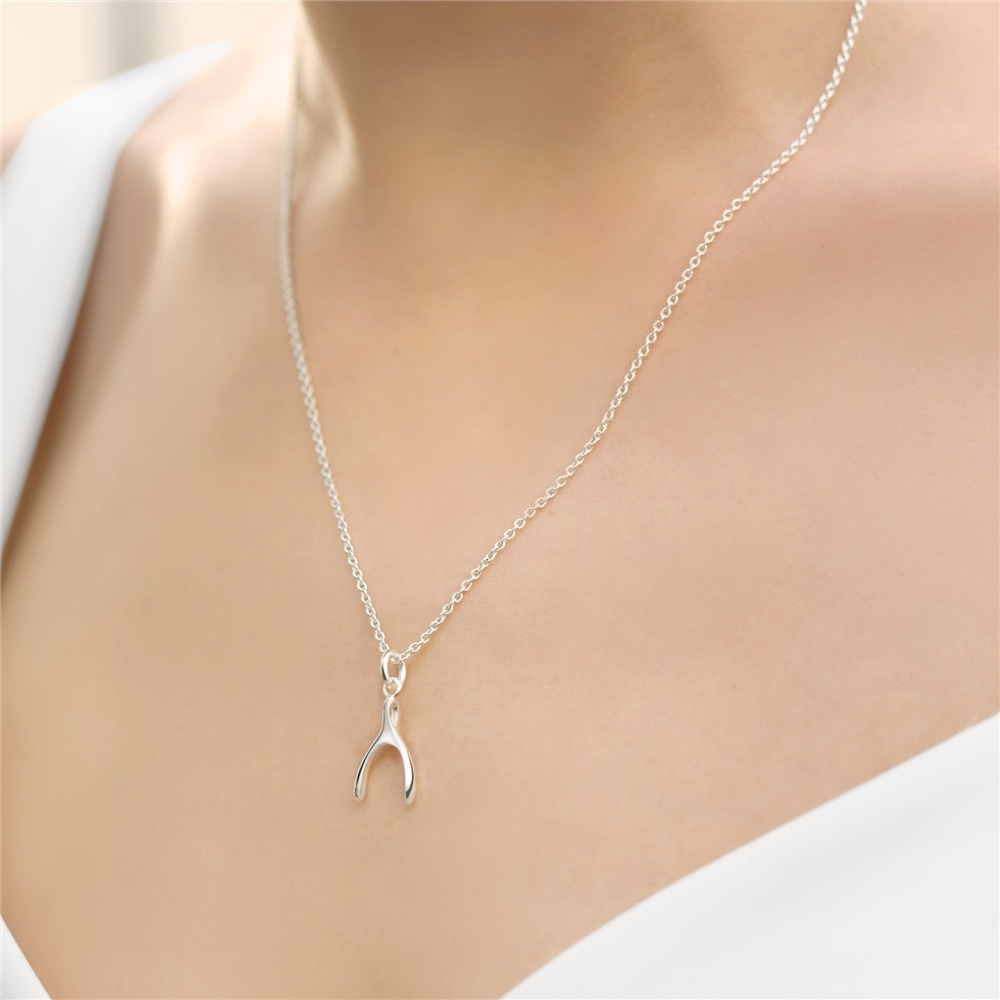 NEWBRIDGE SILVER PLATED WISHBONE PENDANT NECKLACE