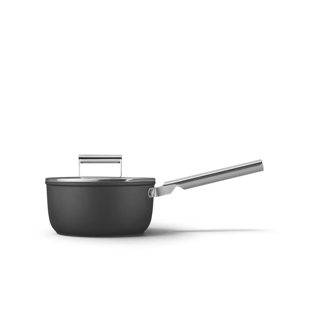 SMEG 20CM SAUCEPAN WITH LID