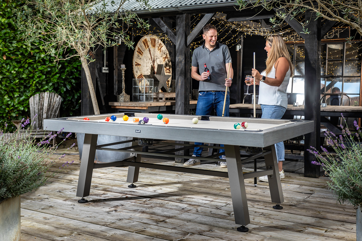 HARTMAN CRUCIBLE MULTI PURPOSE DINING AND GAMES SET