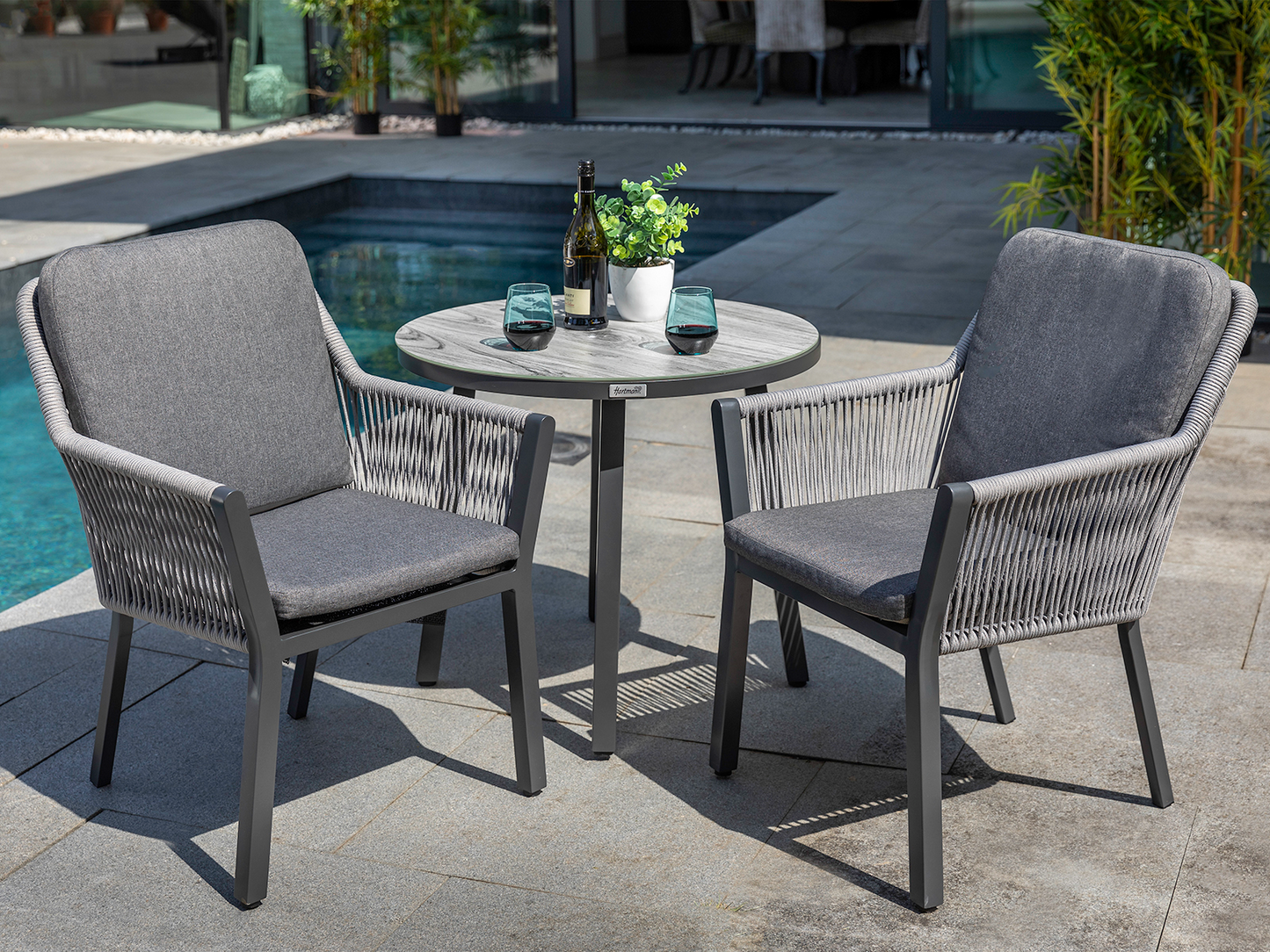 HARTMAN DUBAI ROUND BISTRO SET