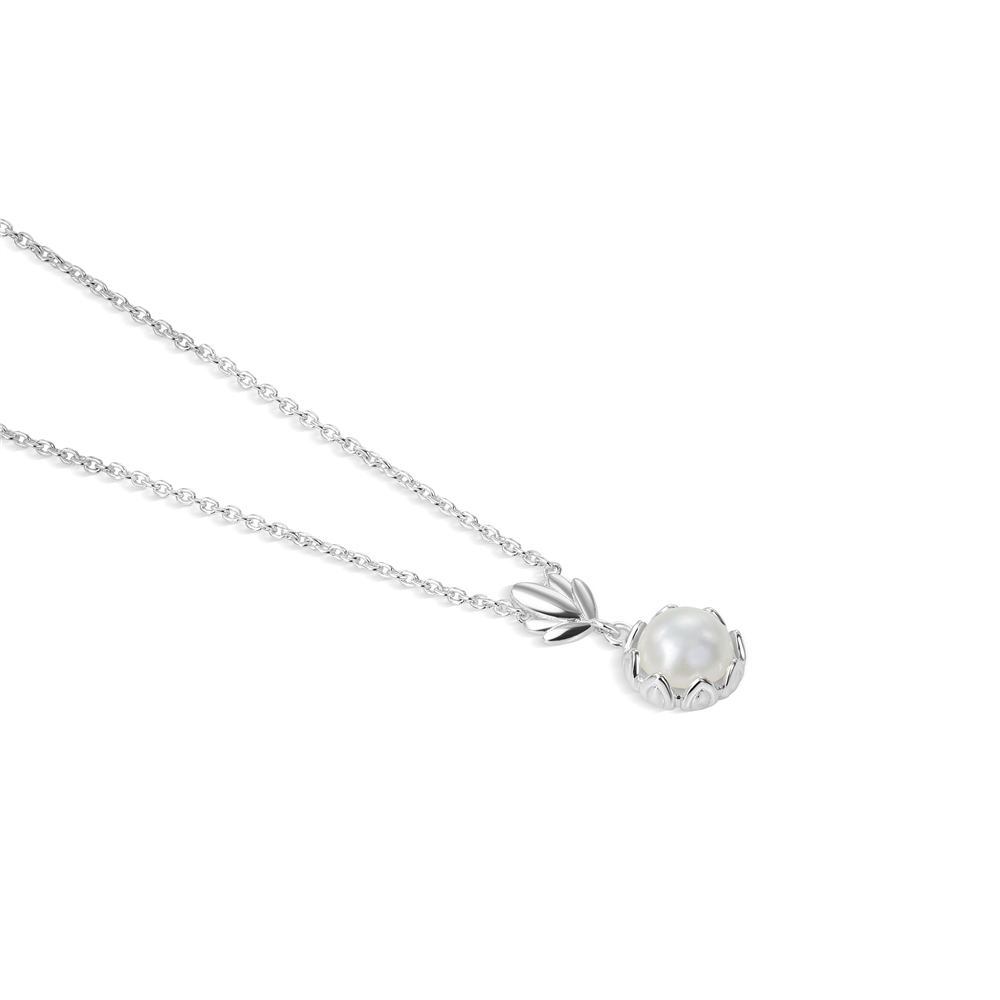 NEWBRIDGE PEARL LEAF PENDANT NECKLACE