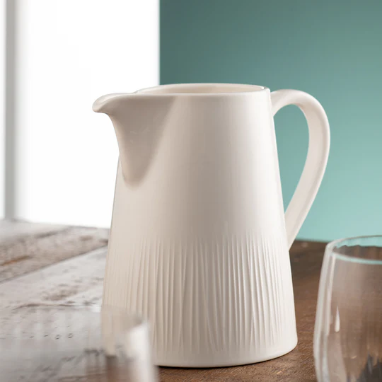 BELLEEK ERNE PITCHER 1L