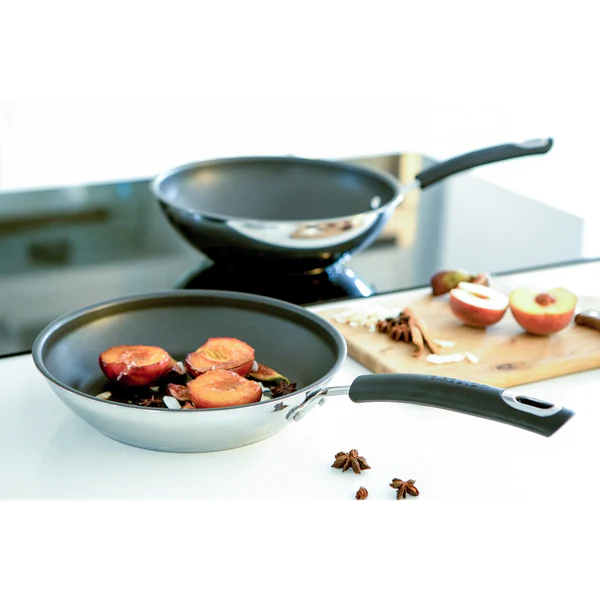 CIRCULON TOTAL STAINLESS STEEL NON-STICK INDUCTION FRYING PAN 30CM