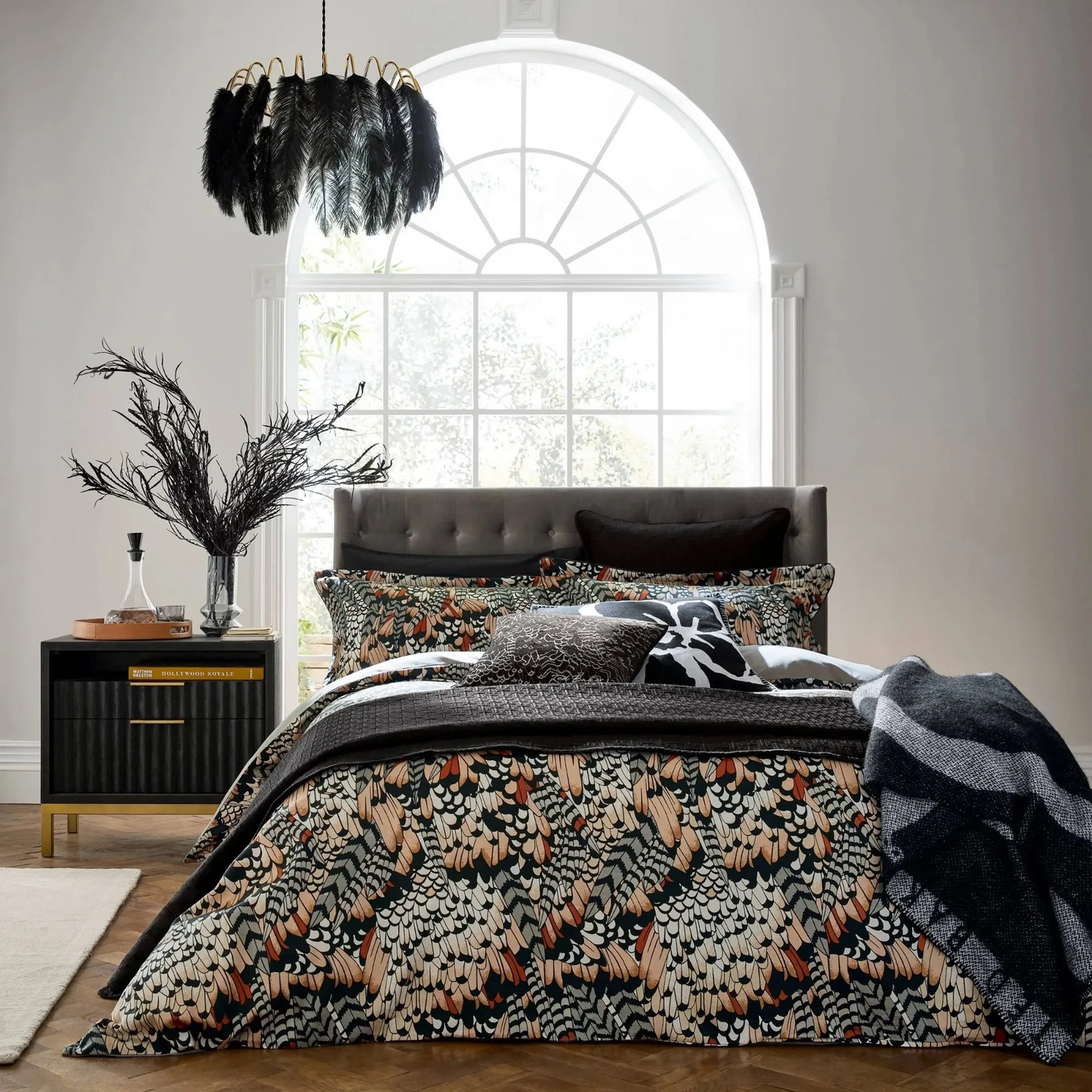 TED BAKER FEATHERS BEDDING - BLACK