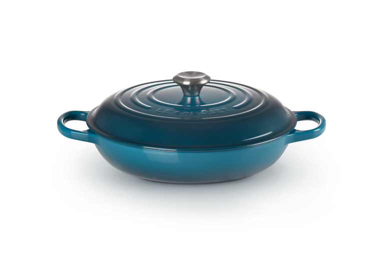 LE CREUSET SIGNATURE CAST IRON SHALLOW CASSEROLE