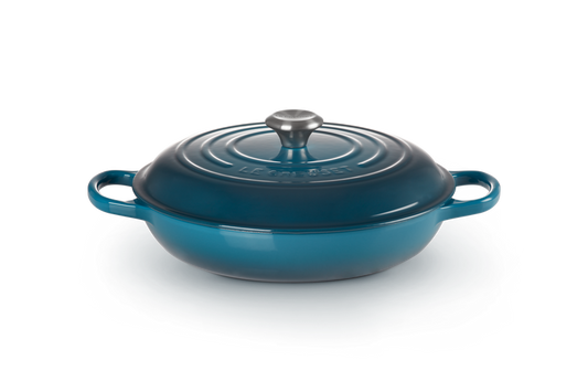 LE CREUSET SIGNATURE CAST IRON SHALLOW CASSEROLE