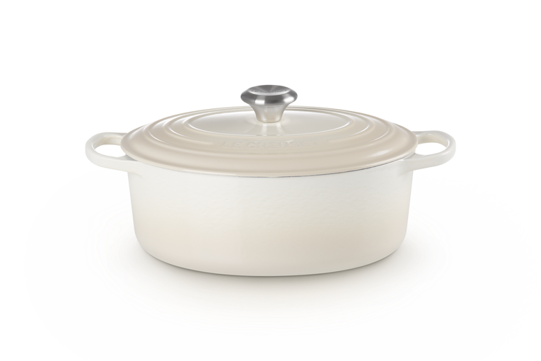 LE CREUSET SIGNATURE CAST IRON OVAL CASSEROLE