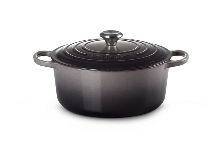 LE CREUSET SIGNATURE CAST IRON ROUND CASSEROLE