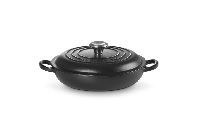 LE CREUSET SIGNATURE CAST IRON SHALLOW CASSEROLE