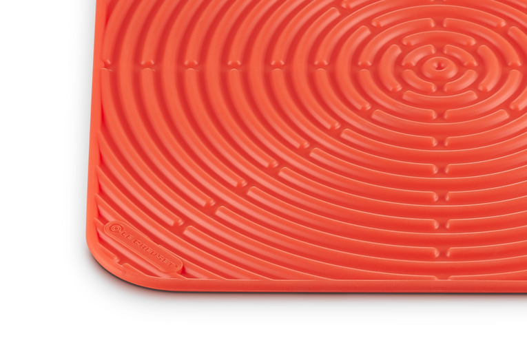 LE CREUSET COOL TOOL COUNTER PROTECTORS