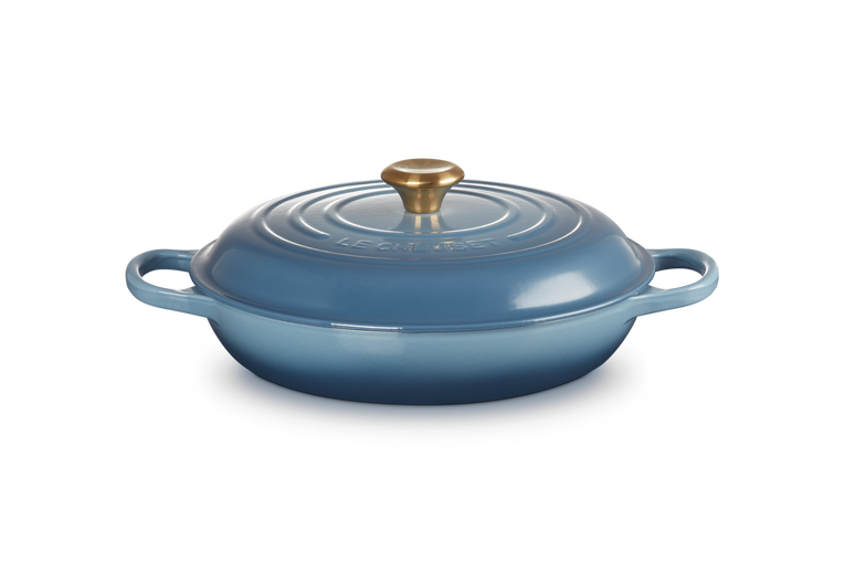 LE CREUSET SIGNATURE CAST IRON SHALLOW CASSEROLE