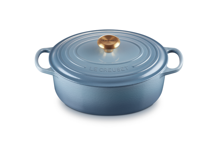 LE CREUSET SIGNATURE CAST IRON OVAL CASSEROLE