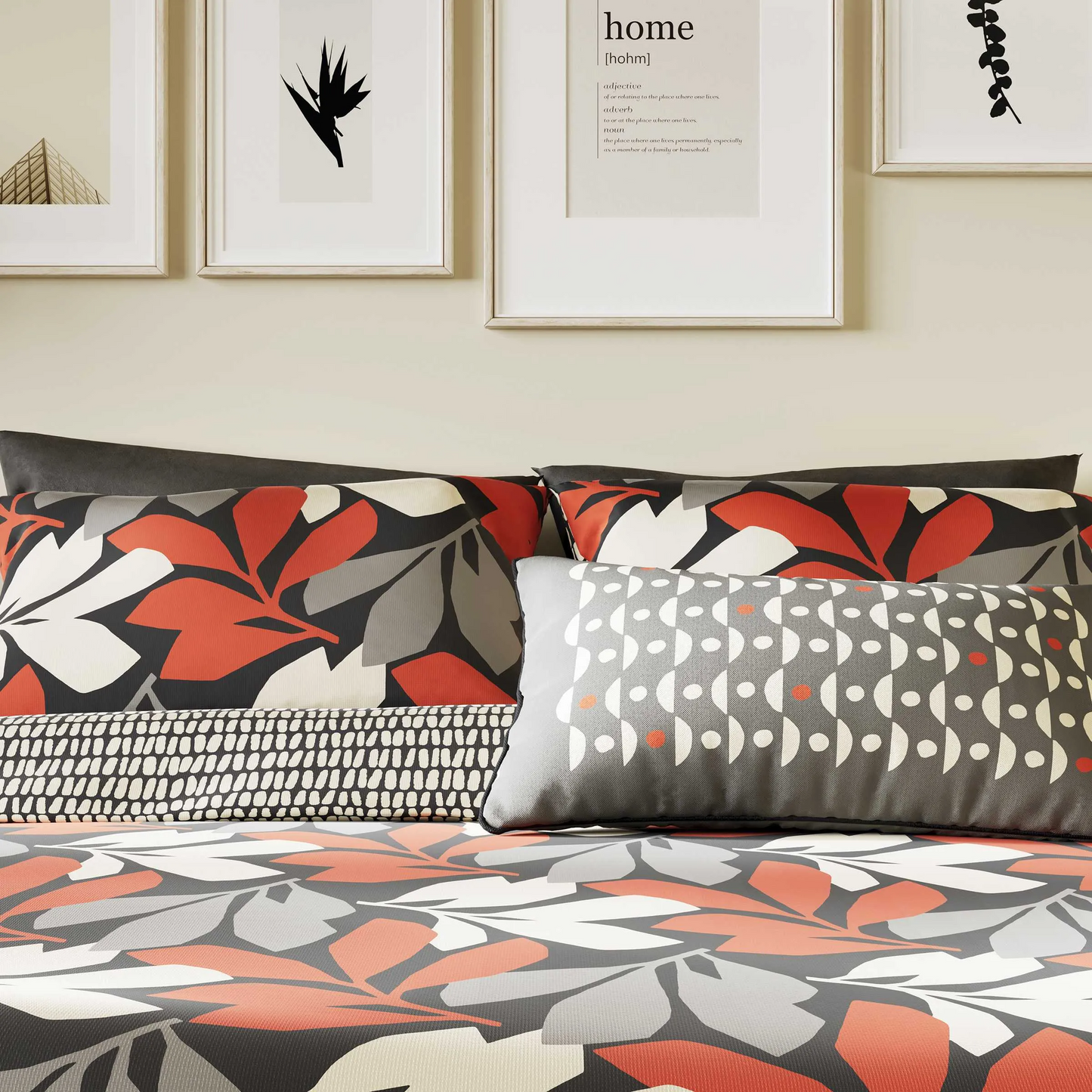 HELENA SPRINGFIELD SIMPLY SCANDI OTTO SCARLET & NEUTRALS BEDDING SET