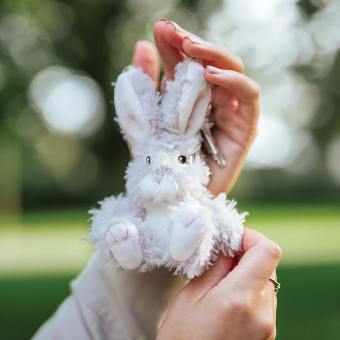 WRENDALE 'ROWAN' HARE PLUSH CHARACTER KEYRING