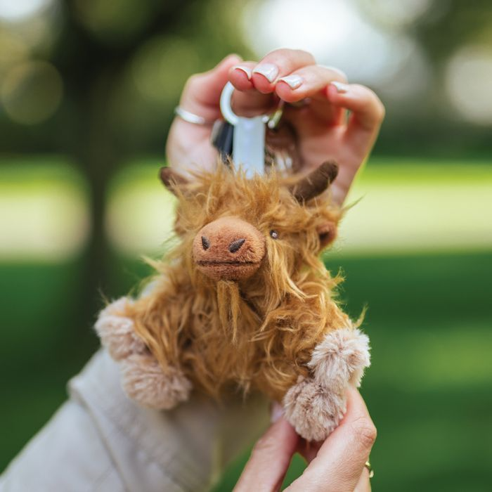 WRENDALE 'GORDON' HIGHLAND COW PLUSH CHARACTER KEYRING