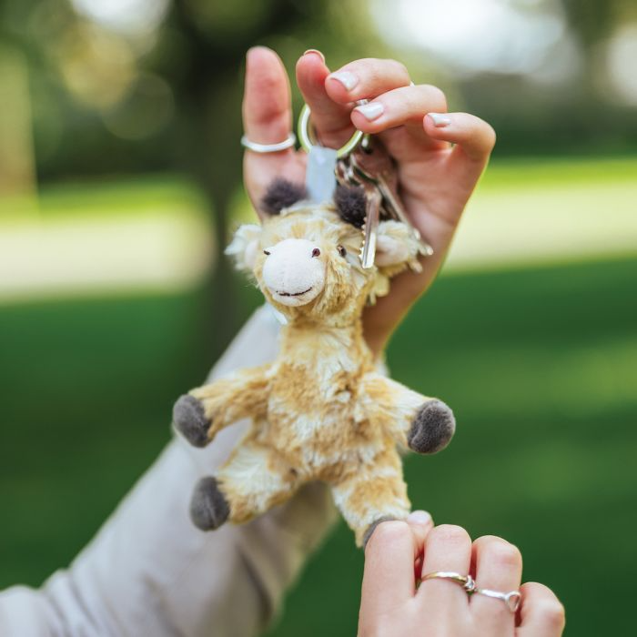 WRENDALE 'CAMILLA' GIRAFFE PLUSH CHARACTER KEYRING