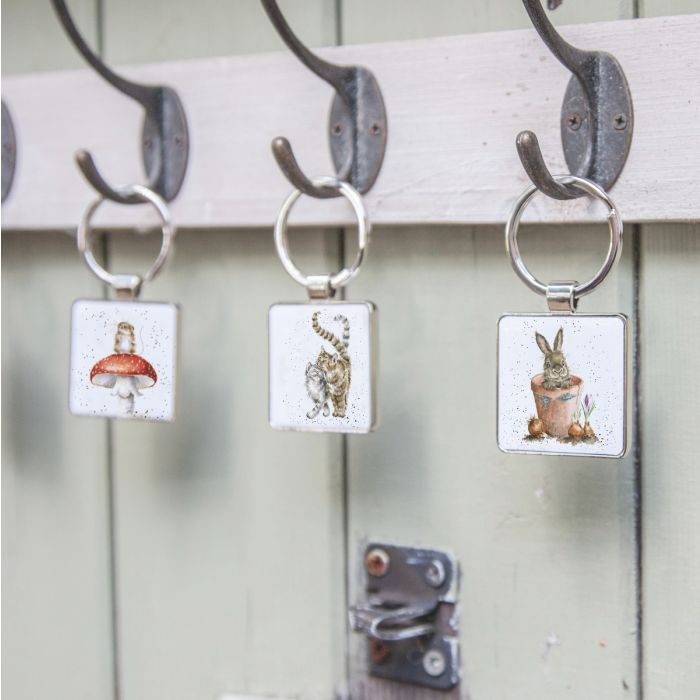 WRENDALE 'THE FLOWER POT' RABBIT KEYRING