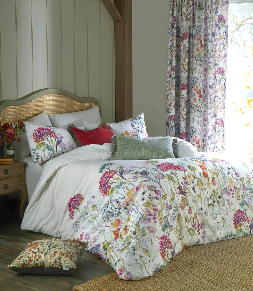 VOYAGE MASION COUNTRY HEDGEROW LOTUS KING BEDSET